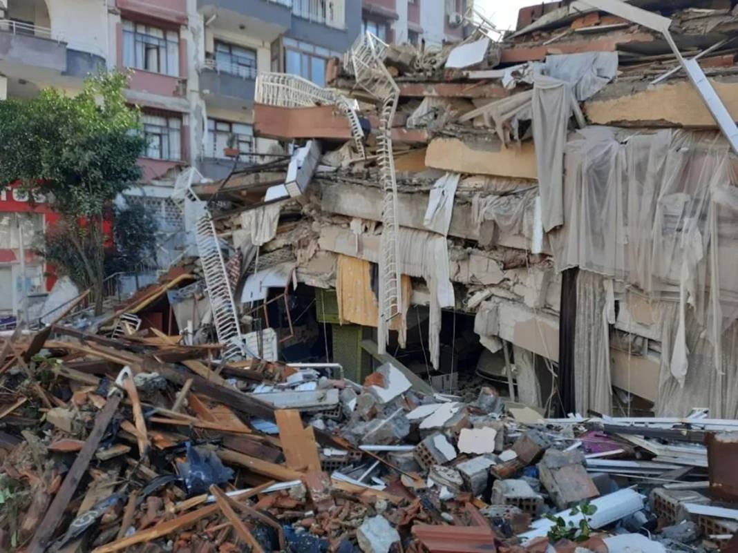 Depremzedelere kapılarını açmak yerine ev kiralarına yüzde 100 zam yaptılar! Devlet fırsatçılara çare bulmalı 5